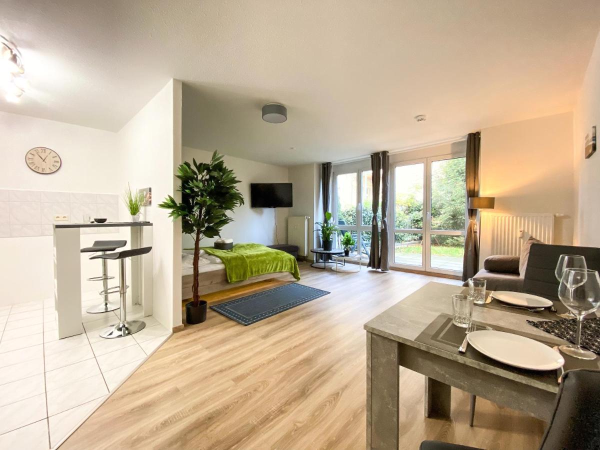 Wohlfuehl-Apartment Mit Kostenfreier Tiefgarage, Wifi & Terrasse Lipcse Kültér fotó