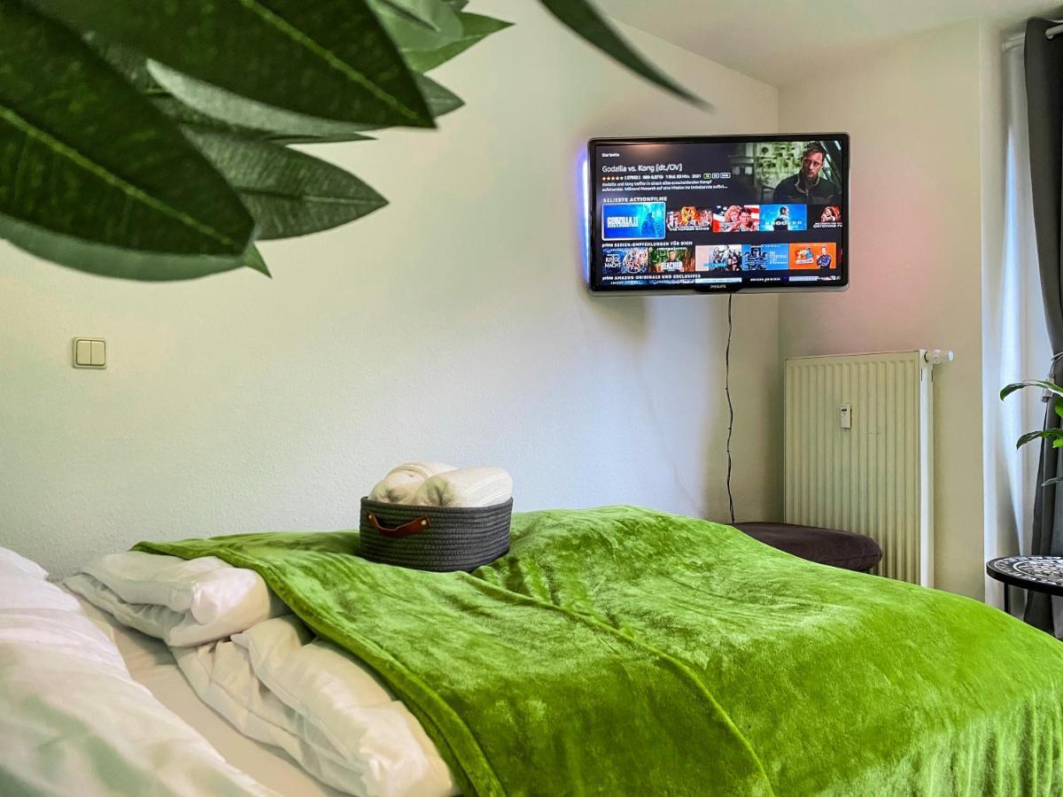 Wohlfuehl-Apartment Mit Kostenfreier Tiefgarage, Wifi & Terrasse Lipcse Kültér fotó