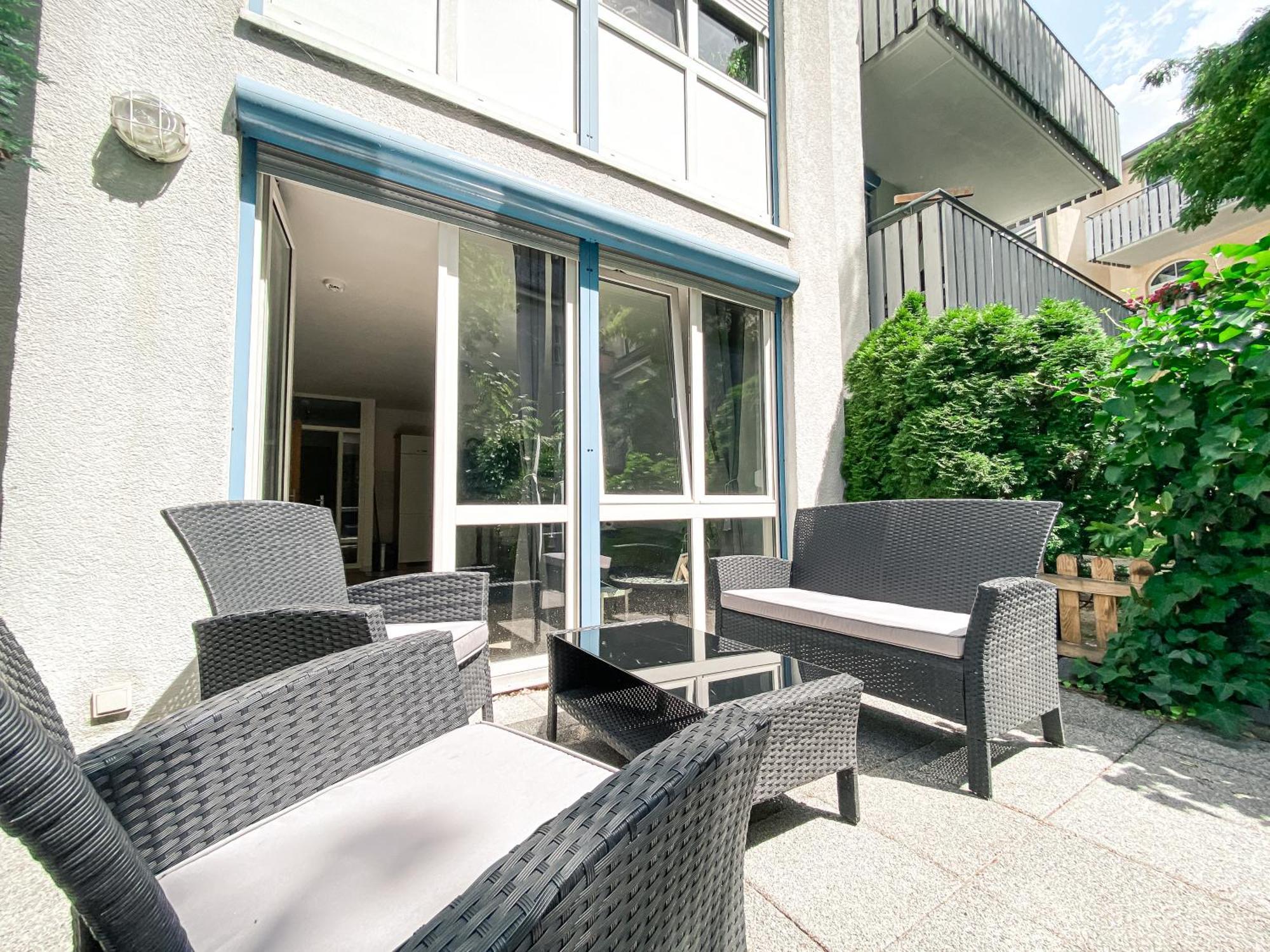 Wohlfuehl-Apartment Mit Kostenfreier Tiefgarage, Wifi & Terrasse Lipcse Kültér fotó